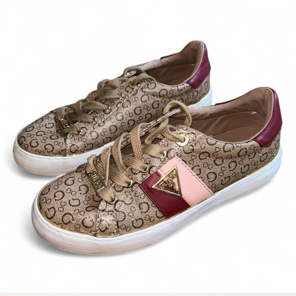 Guess Women’s Sneakers size 7 - Picture 3 of 8